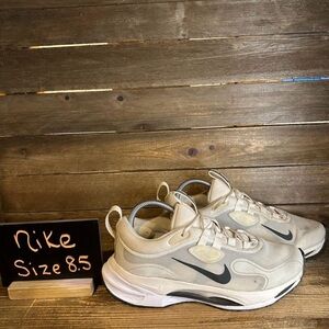 Nike White Sneakers Women’s Size 8.5 | Classic Everyday Shoes | Minimalist Style